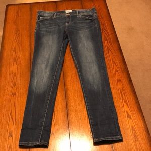 Medium wash Aeropostale Lola jeggings